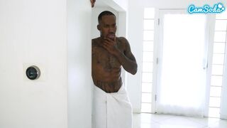 Tetoed stepmother 's hard fuck with a obrovský čurák while her with a big black dick