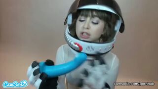 Dobrodružství mezi hvězdami Riley Reidové