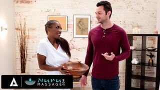 Daya Knight v hot nuru masáž souloží jeho jóga spoluhráč