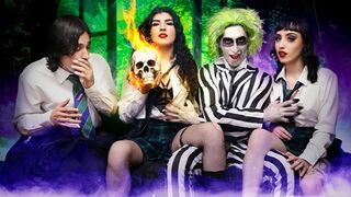 Beetlejuice xxx parodie: Aryana Starr svádí svůj mladý ocas na pekelné párty