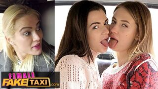 Sexy lesbičky dobrodružství v zadní části taxíku
