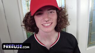 Šukal jsem trenéra! Lucky baseball hráč používá své velké-breasted matka zdarma!