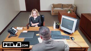 Hot MILF odvádí ředitel kohout s její špinavé díry zachránit její dcera budoucnost ~ zdarma plný