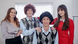 Horká matka swap - krásný big- breasted milfs pomoc přátelé dělat zkažené nevlastní syny