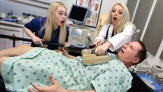 Sexy doktor a asistent Haley Spades a Missa Mars jsou používány zdarma horn- opouštějící pacient - freeuse matka