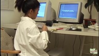 Asijské dospívající dívky s velkým kohoutem sání sex