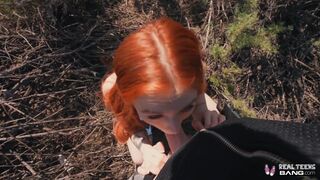 Sexy červené dospívající Madi Collins vysává její kundičku a šuká ji tvrdě, velký penisy