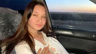 Přítelkyně mého nejlepšího kamaráda mi vykouřila péro z auta za 50, to je mrcha!