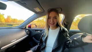 Potkal jsem ztracenou blondýnu a ošukal jsem ji kvůli její pomoci