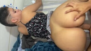 Tahle holka je perfektní pro zasraný psy