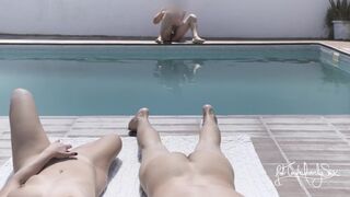 Flinking a rozlití na cizince v nudistky letovisku!