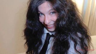 Rychlý sex s 18letým teenagerem, než se její rodiče vrátí domů