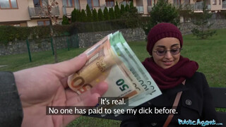 Veřejný činitel - afghánskou kočku k tomu můžete přemluvit