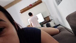 Chci ošukat toho mechanika, ukázat mu svůj velkej zadek, jestli to funguje!
