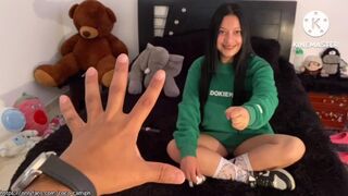 Skromný ruský teenager s velkýma kozama svede jejího učitele a ošuká ji
