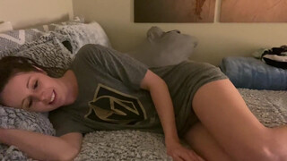 Ranní masturbace Nadii Foxx