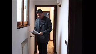 Pierre Dj dostane rodinnou kuřbu od staré ženy v amatérské scéně