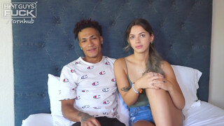 Mladý latinský pár amatérské šukání - Hot Guys Fuck