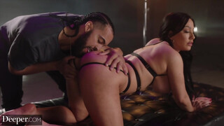 Hlouběji - Jennifer White má ráda perverzní sex