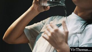 Krásné hnědé vlasy mazání navzájem horké a 69-