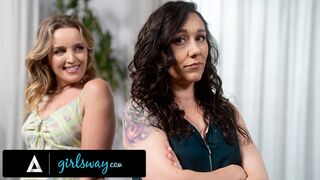 Naštvaná Mary Sinn Sage špatně interpretuje svůdné pokroky krásného souseda Charlieho Forda